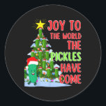 Sticker Rond Père Noël Pickle Christmas Tree Lights Amusant Pic<br><div class="desc">Père Noël Pickle Christmas Tree Lights Amusants Pickle Cadfts</div>