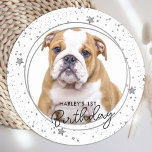 Sticker Rond Personnalisé Animal Photo Parties scintillant Arge<br><div class="desc">Puppy Pawty ! Ajoutez la touche finale à votre anniversaire de chiot ou de chien avec cette élégante photo d'animal de compagnie personnalisée en argent et les stars de la parties scintillant des autocollants de faveur. Ajoutez la photo préférée de votre chiot et personnalisez avec le nom, l'âge anniversaire! Découvrez...</div>