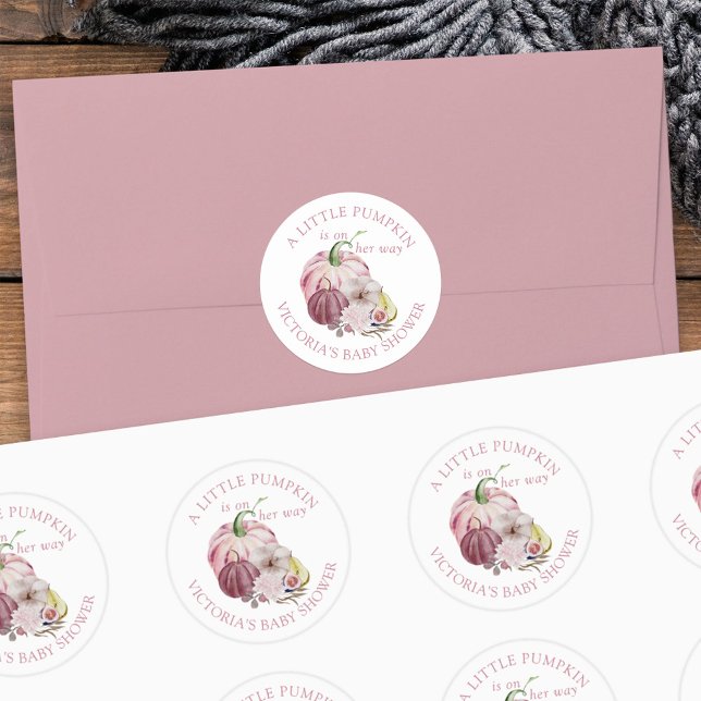 Sticker Rond Petite Citrouille Sur Son Chemin Baby shower Rose (Fall baby shower stickers from my Little Pumpkin collection)