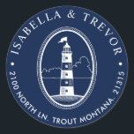 Sticker Rond Phare de Beach | Adresse de retour à thème nautiqu<br><div class="desc">Autocollants d'adresse de retour couleur marine adaptés à un mariage de style nautique. Ils présentent une illustration unique de phare de style nautique entourée de vos informations.</div>