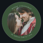 Sticker Rond Photo de Noël simple<br><div class="desc">Sticker photo de Noël simple. Changez les photos pour les remplacer par les vôtres. Si vous avez des questions sur les changements de conception,  veuillez contacter le concepteur.</div>