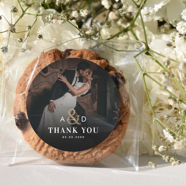 Sticker Rond Photographie sombre Faded or Ampersand noir Mariag (Créateur téléchargé)