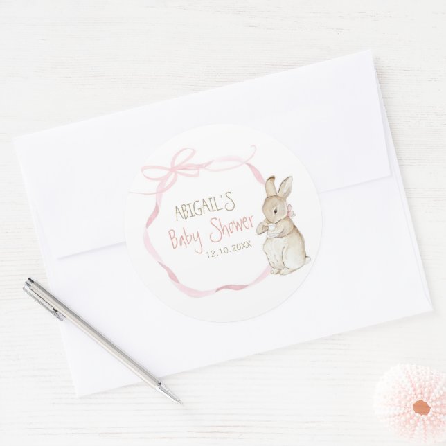 Sticker Rond Pierre rose le lapin Beatrix Baby shower fille (Enveloppe)
