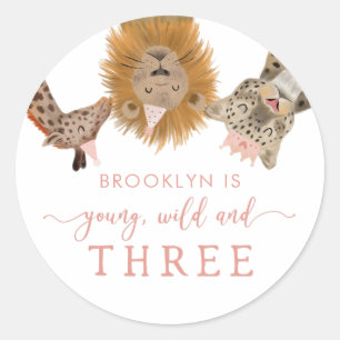 Sticker Rond Pink Young Wild et Three Safari Anniversaire Party