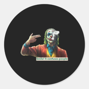 Sticker Rond Plaisanterie - Souriez ! Il Confond Le Sticke Des