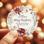 Sticker Rond Ponsietta Christmas Wath Return Adresse<br><div class="desc">Enlevez la pression d'envoyer des cartes de fin de année de Noël cette année avec ces étiquettes d'adresse de retour de la ponsietta rouge festive. Doté d'une couronne d'aquarelle de fleurs de ponsietta rouge, de baies et de feuillage botanique. Le script de calligraphie et un modèle d'étiquette d'adresse de retour...</div>