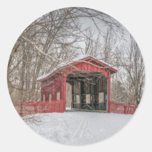 Sticker Rond Pont couvert Neige rouge Photo