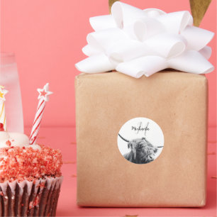 Sticker Rond Portrait de vache Highland premier monogramme noir