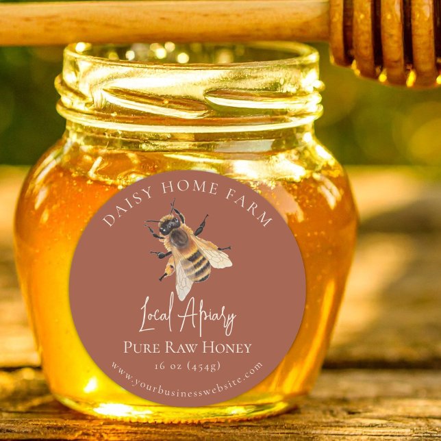 Sticker Rond Pot de miel personnalisé Entreprise d'apiculture A (Personalized Simple honeybee apiary business pure raw honey jar brown product label)