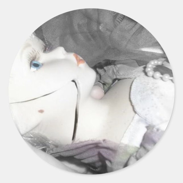 Sticker Rond Poupée cassée (Devant)