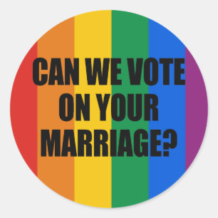 STICKER ROND POUVONS-NOUS VOTER SUR VOTRE MARIAGE ?