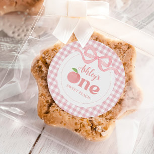 Sticker Rond Premier anniversaire de Peach En vichy rose