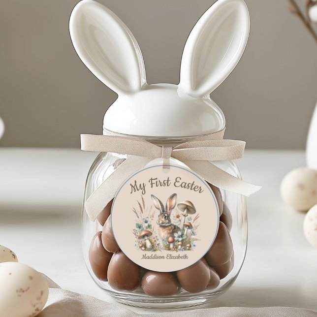 Sticker Rond Premier lapin Jack de Pâques (Celebrate the joy of a first Easter with our adorable Jack Rabbit collection.)