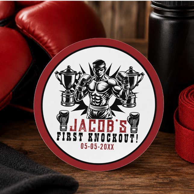 Sticker Rond Première fête d'anniversaire de boxe Knockout (First Knockout Boxing Birthday Party Classic Round Sticker)