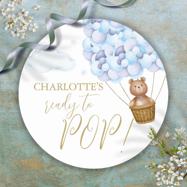 Sticker Rond Prêt À Pop Bearly Wait Bear Cub Baby shower Bleu (Ready To Pop Bearly Wait Bear Cub Blue Baby Shower Classic Round Sticker)