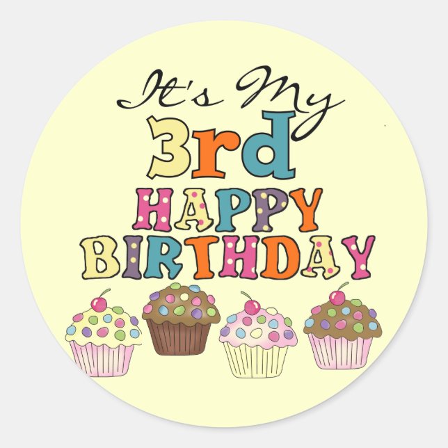 Sticker Rond Pretty Cupcakes 3e Anniversaire Tshirts et cadeaux (Devant)