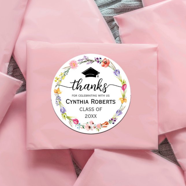 Sticker Rond Printemps Fleur sauvage Merci de diplôme (watercolor flowers in shades of pink and purple, yellow in rustic garden greenery. #graduationparty)