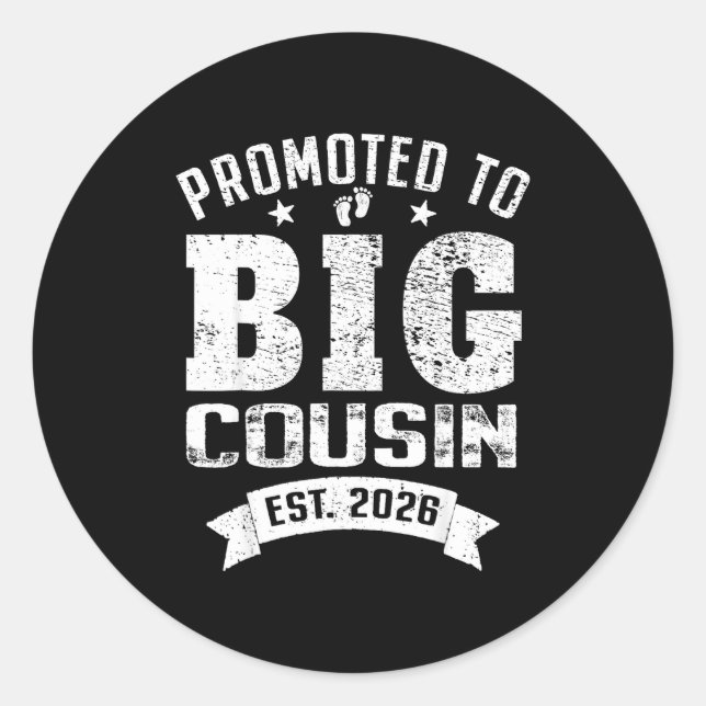 Sticker Rond Promoted To Big Cousin 2026 Cool Cousin Baby Annou (Devant)