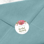 Sticker Rond Purple Aquarelle Florale Bridal Brunch<br><div class="desc">Cet autocollant à l'aquarelle Floral Bridal Brunch présente des fleurs de violet et de pêche, des feuilles verts et les mots "Bridal Brunch" dans le script tendance de brosse verte qui est parfait pour une fête de printemps ou d'été. Consultez l'invitation correspondante et les timbres-poste ici https://www.zazzle.com/collections/119859477642512460?rf=238364477188679314 Personnalisez-le avec vos...</div>