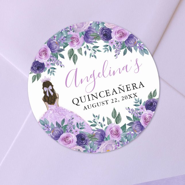 Sticker Rond Quinceanera Florale Violette Élégante (Purple Elegant Floral Quinceanera Classic Round Sticker)