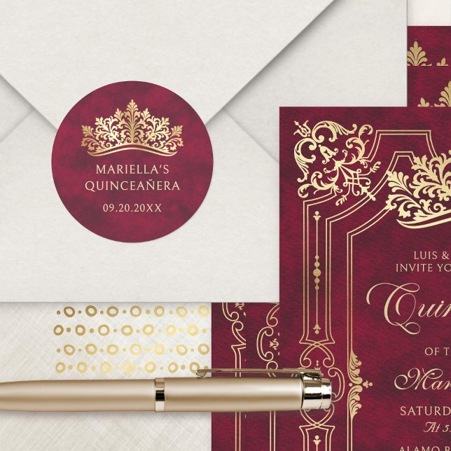 Sticker Rond Quinceanera rouge Tiara Crown (Créateur téléchargé)