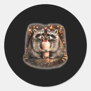 Sticker Rond Raton laveur buvant du café glacé mème animal drôl