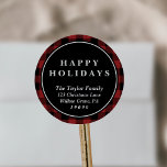 Sticker Rond Red Buffalo Plaid Christmas Adresse de retour<br><div class="desc">Ces autocollants d'adresse de retour de Noël en buffle rouge sont parfaits pour une carte de vacances traditionnelle ou une enveloppe d'invitation. Le design est composé d'un classique motif de plaid de buffle rouge et noir.</div>