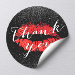 Sticker Rond Red Lips Kiss Black Parties scintillant Merci<br><div class="desc">Les lèvres rouges baisent les autocollants en Merci de Parties scintillant noir.</div>