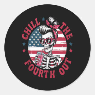 Sticker Rond Refroidir le quatrième drôle de squelette 4 juille