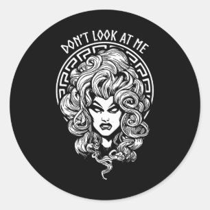 Sticker Rond Regardez-moi Drôle Feministe Halloween Goth Medusa