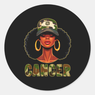 Sticker Rond Reine du Cancer Femme Noire Avec Casquette Camo Af