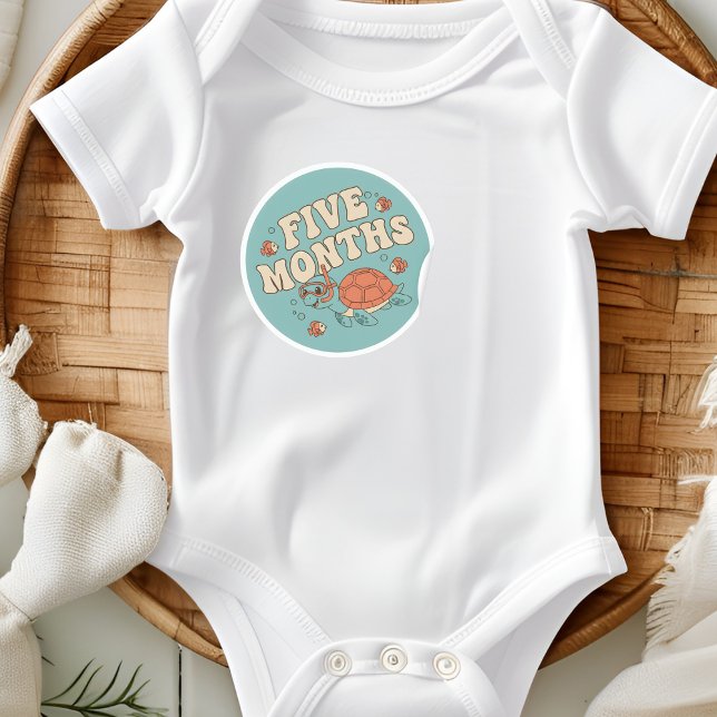 Sticker Rond Retro Boho Sea Turtle Baby Five Months Milestone (Créateur téléchargé)