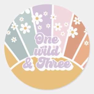 Sticker Rond Retro Sunshine Rainbow Daisy One Wild Three