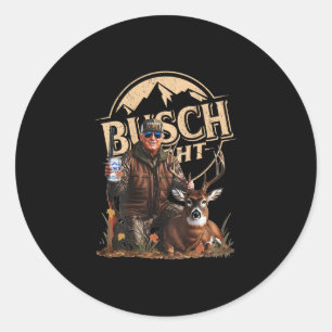 Sticker Rond Retro Trump chasse le cerf drôle de boisson à la b