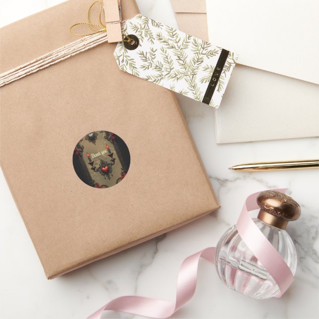 Sticker Rond Romance gothique : Passion cachée. (Cadeaux)
