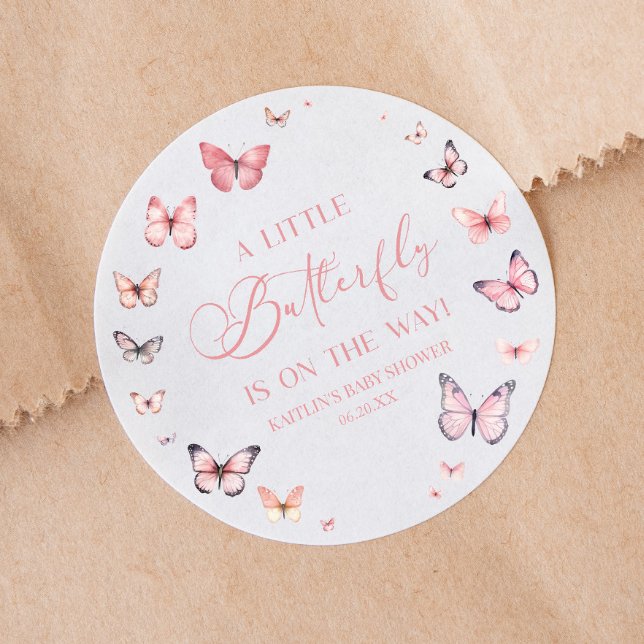 Sticker Rond Rose Un Petit Papillon Sur Le Chemin Baby shower (Créateur téléchargé)