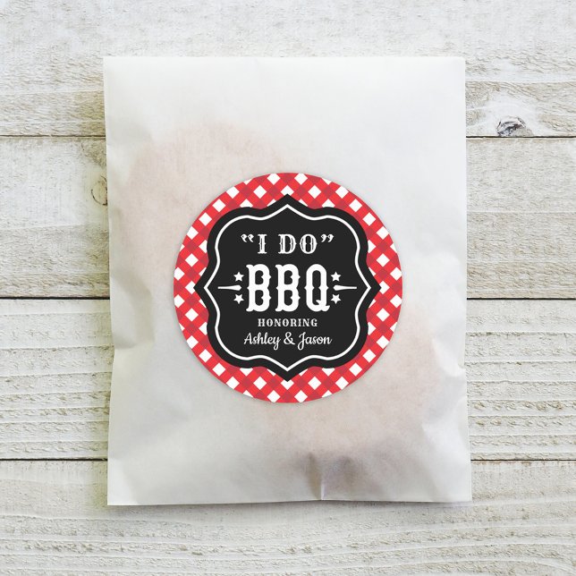 Sticker Rond Rouge Gingham Rustique Je Fais du BBQ Mariage (Créateur téléchargé)