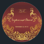 Sticker Rond Royal Burgundy Gold Peacock Mariage personnalisé<br><div class="desc">Unique Design featuring Royal Burgundy Gradient background and abstract Gold Sparkling Peacocks for your special wedding event. C'est It qui veut le style de l'art de l'art. C'est différent ! Personalize with your own information. If you need to move the text, or change the size, font, or color, click Customize...</div>