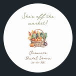 Sticker Rond Rustic Fall She's Off the Market Fête des mariées<br><div class="desc">Rustic Fall She's Off the Market Fête des mariées préférez les autocollants avec une aquarelle illustration d'un panier de légumes d'automne incluant des citrouilles. La police est en sauge vert et marron style écriture manuscrite.</div>
