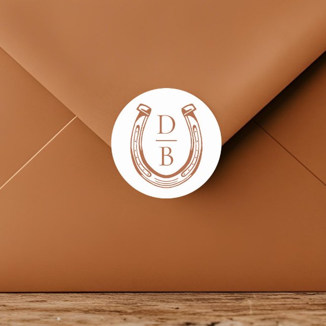 Sticker Rond Rustic Western Horseshoe Custom Monogram Mariage (Rustic Western Horseshoe Custom Monogram Wedding Classic Round Sticker)