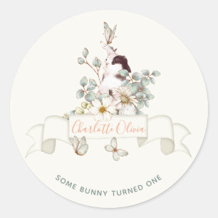 Sticker Rond Rustique Un lapin est une fille florale Cottagecor