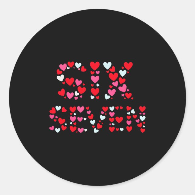 Sticker Rond Saint-Valentin 67 Meme Rempli De Cœurs Drôle S (Devant)