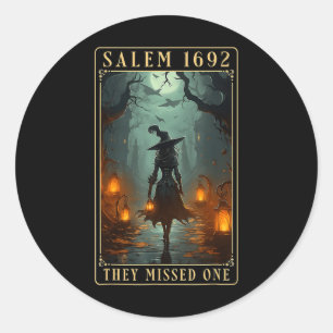 Sticker Rond Salem 1692 Ils Ont Manqué Une Sorcière Halloween