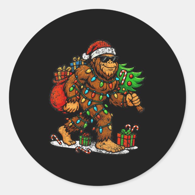 Sticker Rond Santa Bigfoot Christmas Tree Xmas Lights Funny Sas (Devant)