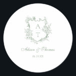 Sticker Rond Sceau de mariage à monogramme vert sauge pour enve<br><div class="desc">Autocollant de sceau d'enveloppe de mariage classique à monogramme floral vert sauge élégant.</div>