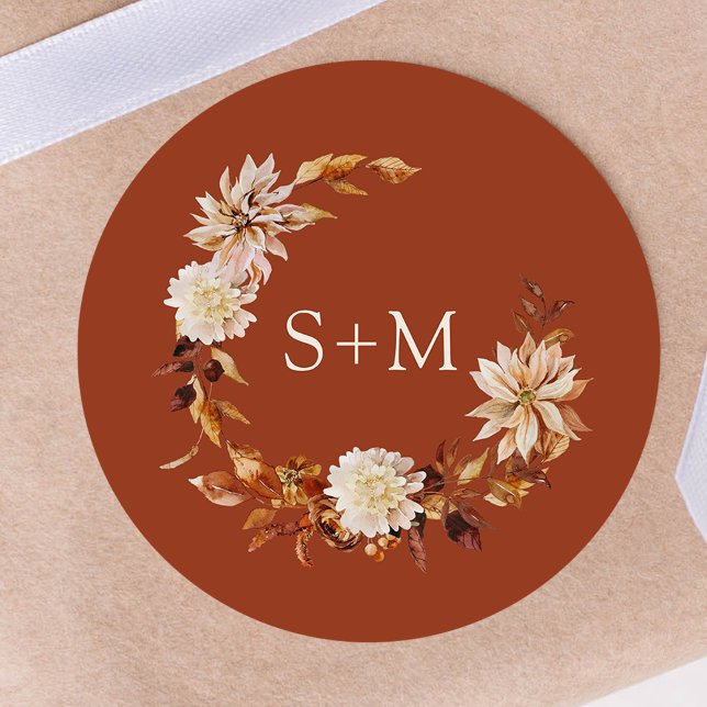 Sticker Rond Sceau d'enveloppe à monogramme de couronne florale (Copper Fall Monogram Floral Wreath Envelope Seal by Painted Paperie
)