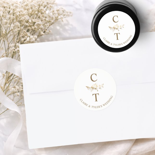 Sticker Rond Sceau d'enveloppe de monogramme de mariage or / Fa (Créateur téléchargé)