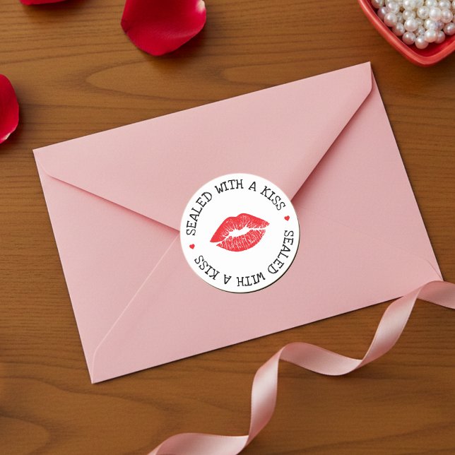 Sticker Rond Scellé avec un Baiser Blanc et Rouge Lip Saint Val (Sealed with a Kiss White & Red Lip Valentine's Day Classic Round Sticker
)