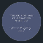 Sticker Rond Script bleu foncé minimaliste marine Merci personn<br><div class="desc">Sticker Mariage minimaliste moderne Dark Navy Bleu Script  Personnalisé Merci Classic rond</div>