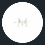 Sticker Rond Script de lavage de monogramme or et gris<br><div class="desc">Sticker Monogramme Or et Gris Moderne. Police combinée. Lave-toi. Simple.</div>